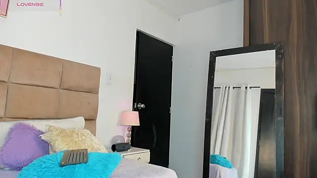 ashleycurvyy online show from 09-13-25, 06:29