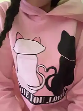 Snapshot of virtualgirlbr chatting on 10-15-25, 01:28 virtualgirlbr online show from 10-15-25, 01:28