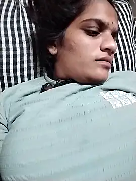 Sofia kuuu online show from 09-22-25, 04:20