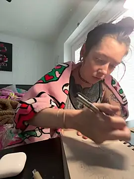 Snapshot of alexaann561 chatting on 02-04-26, 03:07 alexaann561 online show from 02-04-26, 03:07