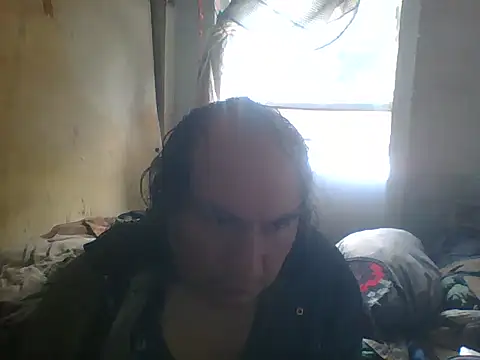 Snapshot of nenade14 chatting on 10-10-25, 06:51 nenade14 online show from 10-10-25, 06:51