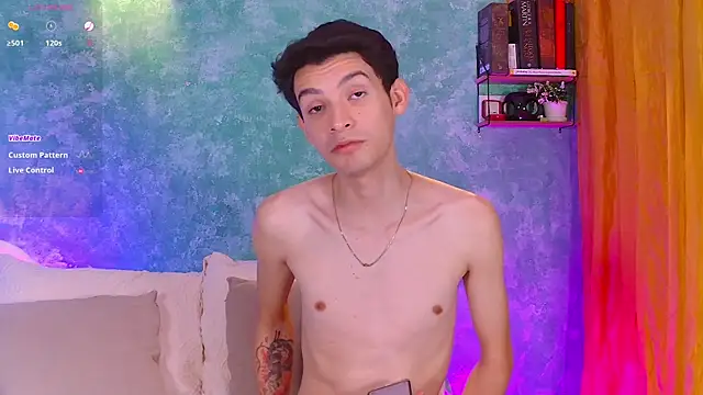 Snapshot of VicenteFerrer chatting on 11-06-25, 01:06 VicenteFerrer online show from 11-06-25, 01:06