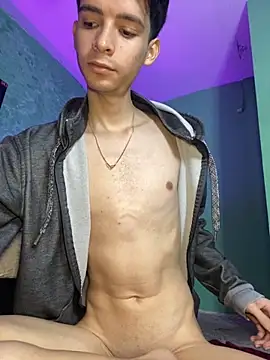 Snapshot of VicenteFerrer chatting on 11-21-25, 03:33 VicenteFerrer online show from 11-21-25, 03:33