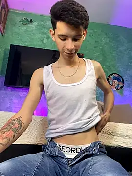 Snapshot of VicenteFerrer chatting on 11-22-25, 05:34 VicenteFerrer online show from 11-22-25, 05:34