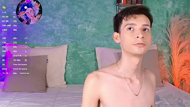 Snapshot of VicenteFerrer chatting on 12-20-25, 12:29 VicenteFerrer online show from 12-20-25, 12:29