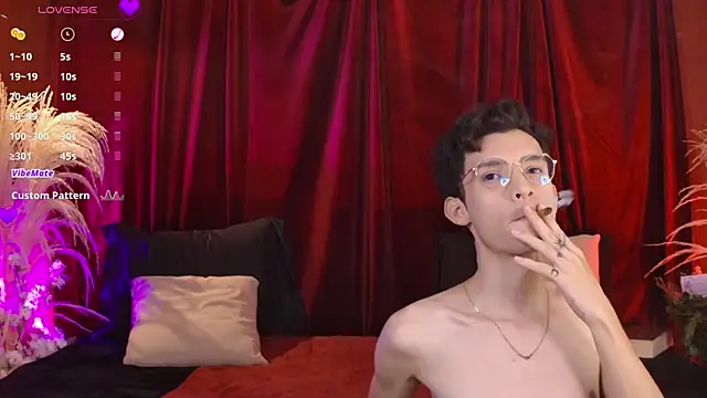 Snapshot of VicenteFerrer chatting on 01-14-26, 08:03 VicenteFerrer online show from 01-14-26, 08:03