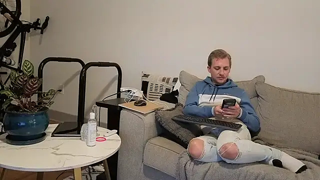 Snapshot of Drakerileyxxx chatting on 01-11-26, 03:11 Drakerileyxxx online show from 01-11-26, 03:11