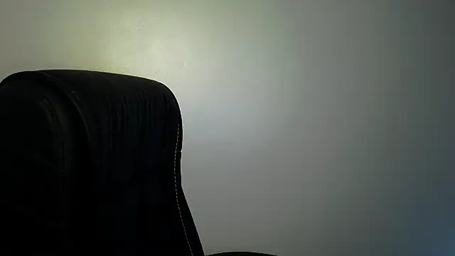 Snapshot of TiaDoll chatting on 07-13-26, 03:31 TiaDoll online show from 07-13-26, 03:31
