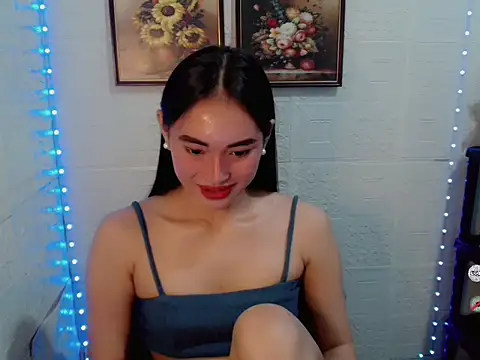 Snapshot of lovelysassy chatting on 11-02-25, 02:19 lovelysassy online show from 11-02-25, 02:19