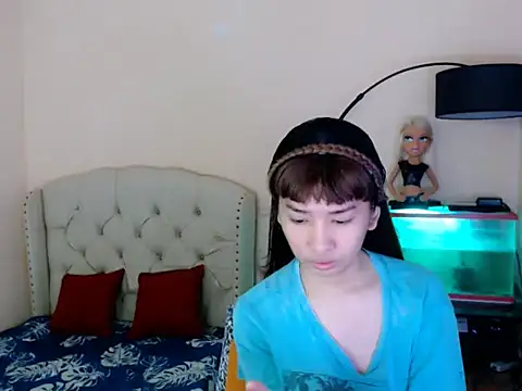 ShantalFoxxy  online show from 03-08-26, 12:19