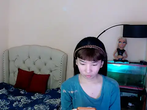 ShantalFoxxy  online show from 04-27-26, 11:14