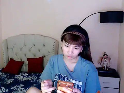 Snapshot of ShantalFoxxy_ chatting on 07-10-26, 12:37 ShantalFoxxy online show from 07-10-26, 12:37