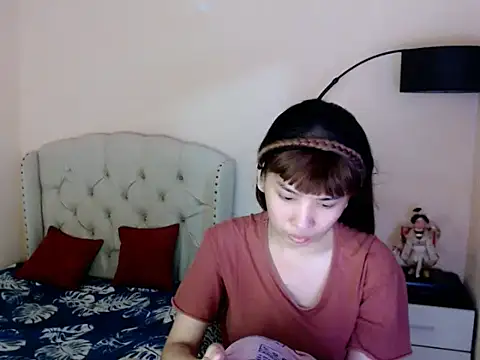 Snapshot of ShantalFoxxy_ chatting on 07-12-26, 12:45 ShantalFoxxy online show from 07-12-26, 12:45