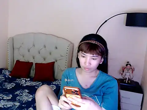Snapshot of ShantalFoxxy_ chatting on 07-19-26, 02:10 ShantalFoxxy online show from 07-19-26, 02:10