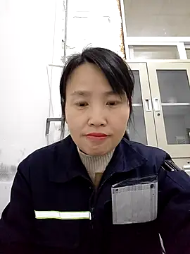 Snapshot of Haili-1 chatting on 01-10-26, 12:23 Haili-1 online show from 01-10-26, 12:23