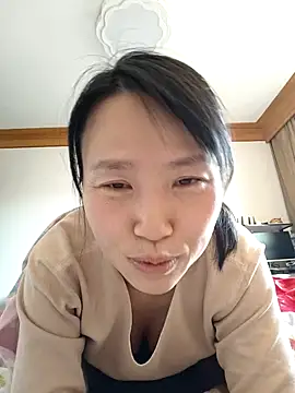 Snapshot of Haili-1 chatting on 01-11-26, 07:24 Haili-1 online show from 01-11-26, 07:24