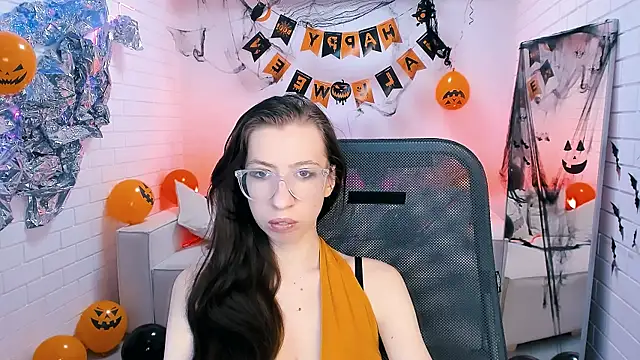 CareyJonas online show from 10-31-25, 03:35