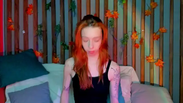 Lori Williams online show from 12-18-25, 01:00