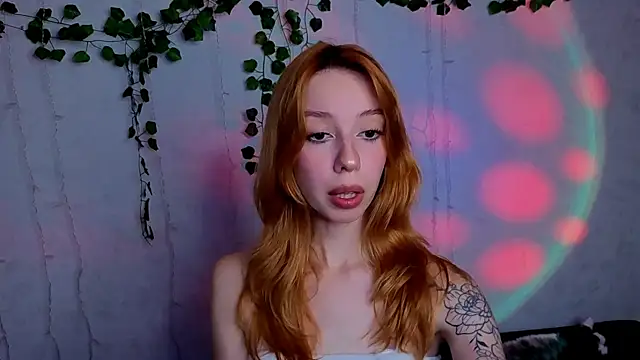Snapshot of Lori_Williams chatting on 07-29-26, 04:16 Lori Williams online show from 07-29-26, 04:16