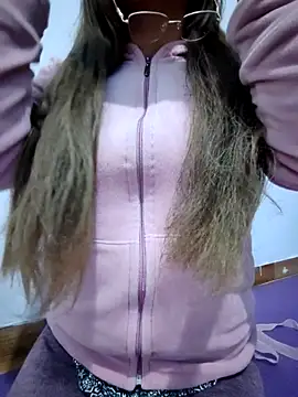 airamoon online show from 10-18-25, 01:19