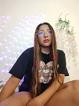 airamoon online show from 04-28-26, 11:54