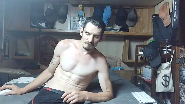 mike42088 online show from 06-18-26, 09:25