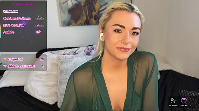 Snapshot of kinkylilsweetie chatting on 03-26-26, 06:02 kinkylilsweetie online show from 03-26-26, 06:02