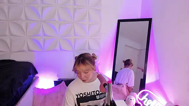 JuliethMoss online show from 09-19-25, 08:42