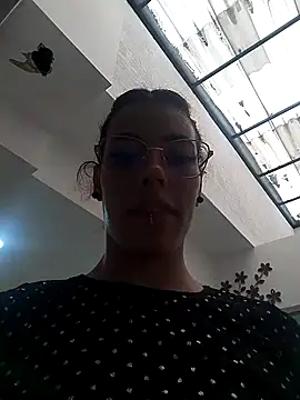 Pamelamiler   online show from 10-11-25, 12:04