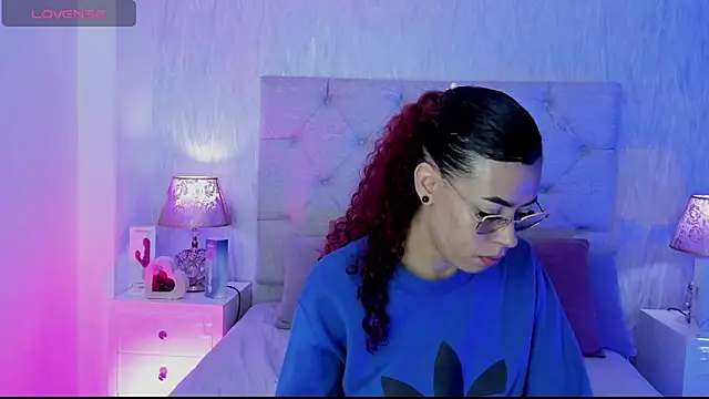 Pamelamiler   online show from 03-09-26, 12:09