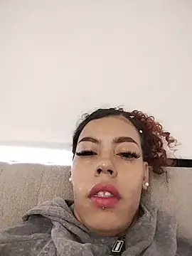 Pamelamiler   online show from 07-03-26, 11:38