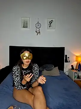 Mar Linn online show from 11-08-25, 01:06