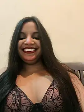 Maahhii 2 online show from 11-28-25, 08:11