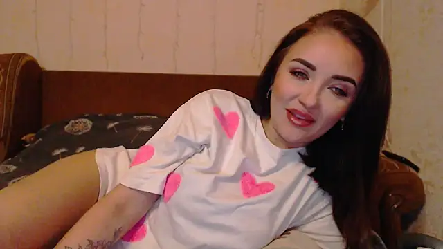 Snapshot of Veronica-Luxs chatting on 03-03-26, 06:30 Veronica-Luxs online show from 03-03-26, 06:30