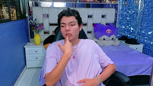 alandelrey57 online show from 04-09-26, 02:11