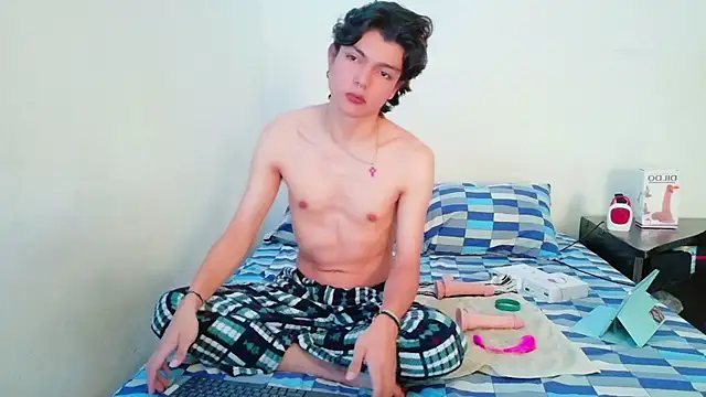 alandelrey57 online show from 04-13-26, 12:54