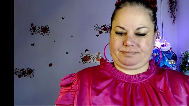 Snapshot of andreea2011 chatting on 11-19-25, 08:25 andreea2011 online show from 11-19-25, 08:25