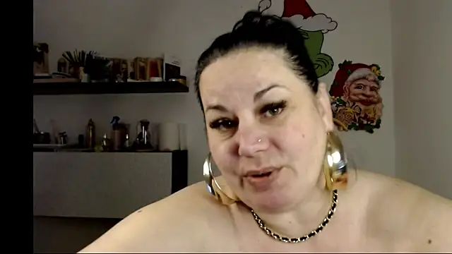 Snapshot of andreea2011 chatting on 03-13-26, 06:42 andreea2011 online show from 03-13-26, 06:42