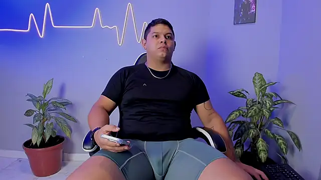 Maximus Steel online show from 11-11-25, 11:54