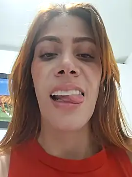 Elianasuarezz online show from 06-24-26, 11:37