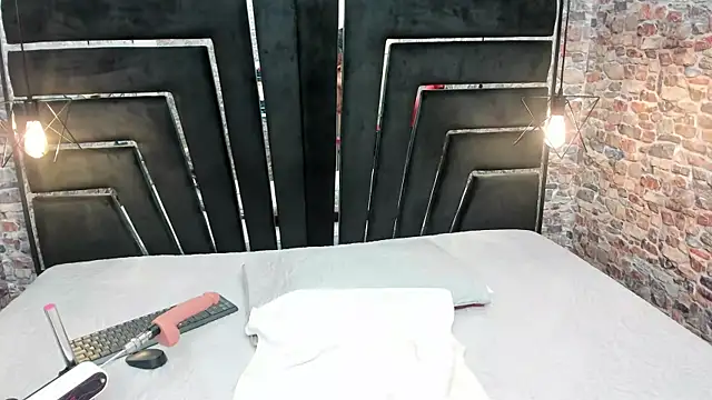 Snapshot of ALYANNA_HOT_ chatting on 09-30-25, 12:10 ALYANNA HOT online show from 09-30-25, 12:10