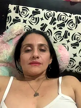 Snapshot of kataleya_29 chatting on 09-27-25, 03:22 kataleya 29 online show from 09-27-25, 03:22