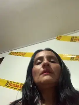 Snapshot of kataleya_29 chatting on 10-20-25, 06:41 kataleya 29 online show from 10-20-25, 06:41