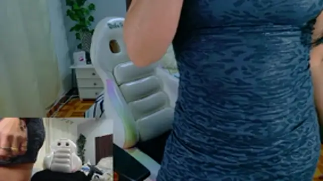 Snapshot of kataleya_29 chatting on 12-15-25, 08:13 kataleya 29 online show from 12-15-25, 08:13