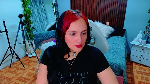 kataleya 29 online show from 06-18-26, 07:51