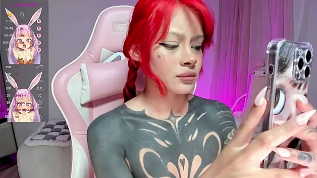 Snapshot of AlinaLukyanova chatting on 10-14-25, 04:02 AlinaLukyanova online show from 10-14-25, 04:02