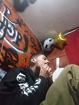 alexandercruz online show from 04-09-26, 06:13