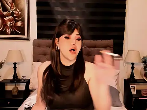 UrnextDoorTS online show from 11-09-25, 01:26