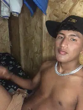 Snapshot of AlessandroMp4 chatting on 02-17-26, 03:03 AlessandroMp4 online show from 02-17-26, 03:03