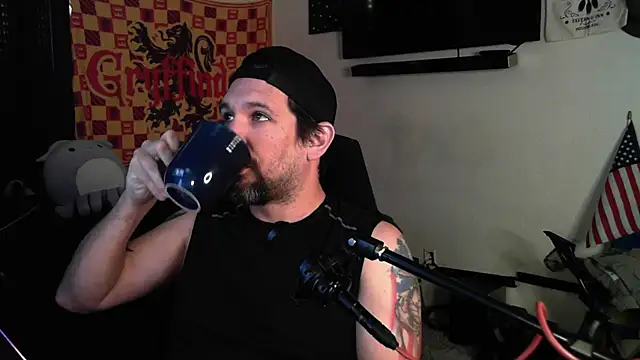 Snapshot of DevilPup75_ chatting on 10-02-25, 01:29 DevilPup75  online show from 10-02-25, 01:29
